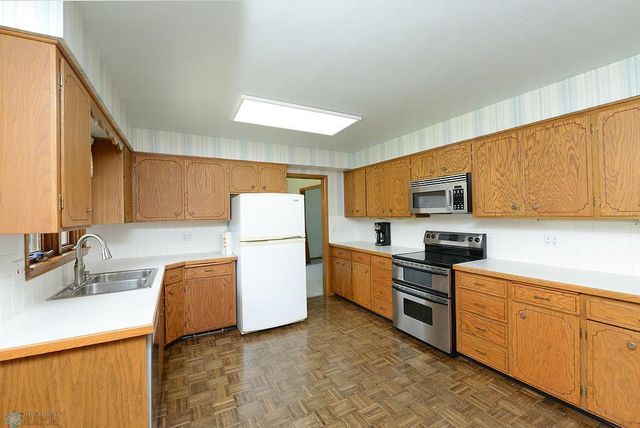 507 24th Avenue S, Fargo, ND 58103