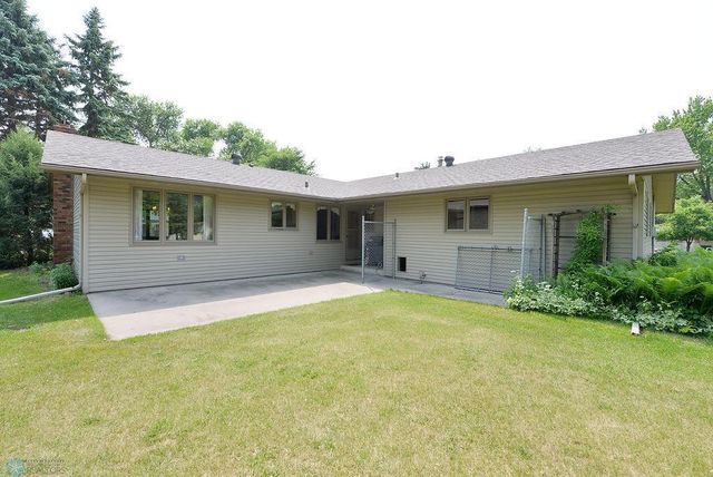 507 24th Avenue S, Fargo, ND 58103