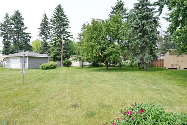 507 24th Avenue S, Fargo, ND 58103