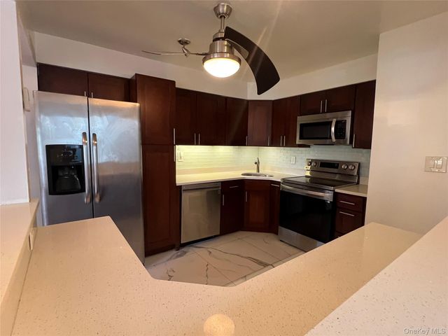209-14 23rd Avenue 3FL, Bayside, NY 11360