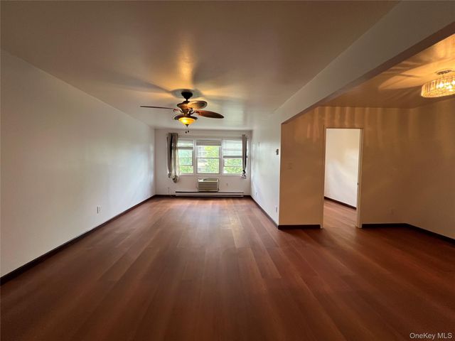 209-14 23rd Avenue 3FL, Bayside, NY 11360