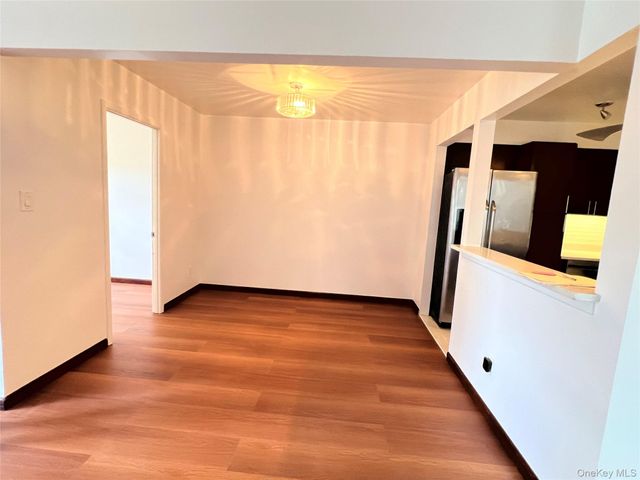 209-14 23rd Avenue 3FL, Bayside, NY 11360