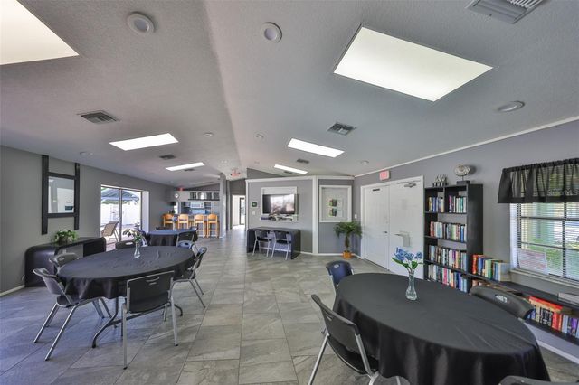 6077 113TH STREET 610, Seminole, FL 33772