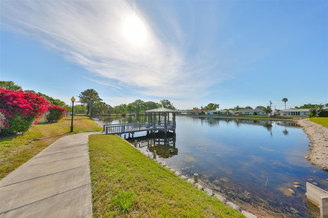 6077 113TH STREET 610, Seminole, FL 33772