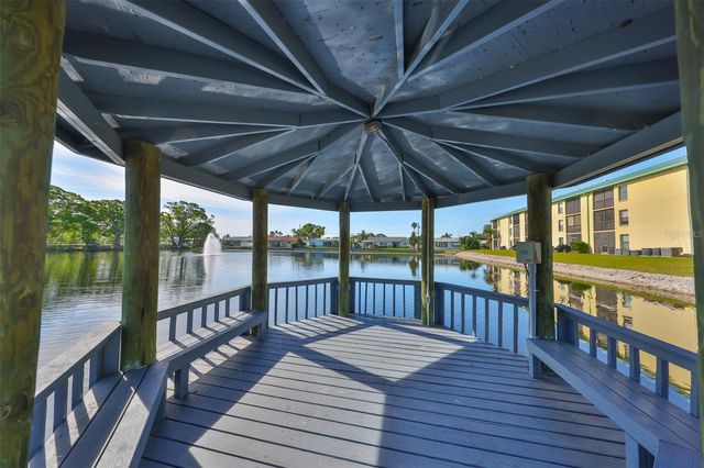 6077 113TH STREET 610, Seminole, FL 33772