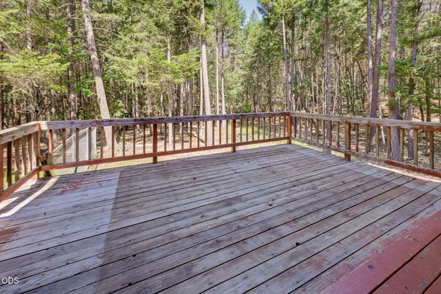 255 Janice Way, Merlin, OR 97532