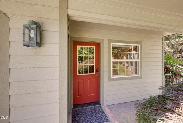 255 Janice Way, Merlin, OR 97532