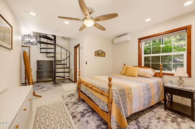 255 Janice Way, Merlin, OR 97532
