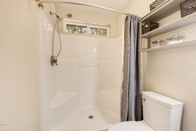 255 Janice Way, Merlin, OR 97532