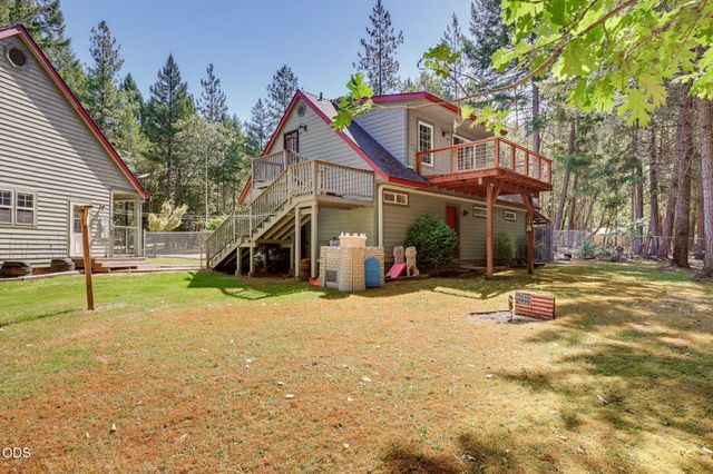 255 Janice Way, Merlin, OR 97532