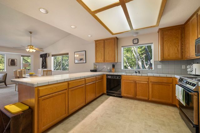 19099 Raboul Court, Groveland, CA 95321