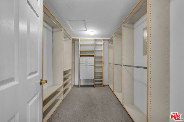 7513 W 83rd Street, Playa Del Rey (los Angeles), CA 90293