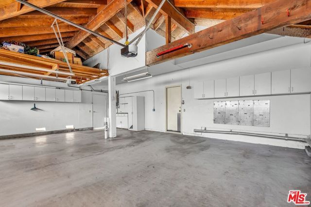 7513 W 83rd Street, Playa Del Rey (los Angeles), CA 90293