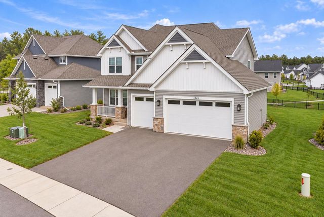 4043 Heath Lane N, Oakdale, MN 55128
