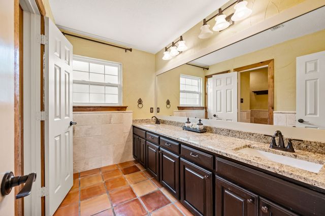 2141 Old Denton Road, Decatur, TX 76234