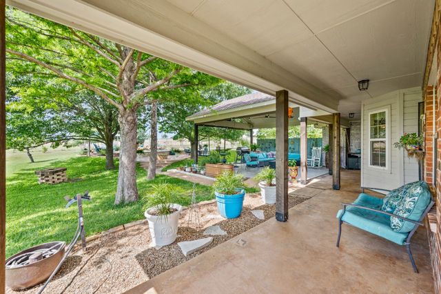 2141 Old Denton Road, Decatur, TX 76234