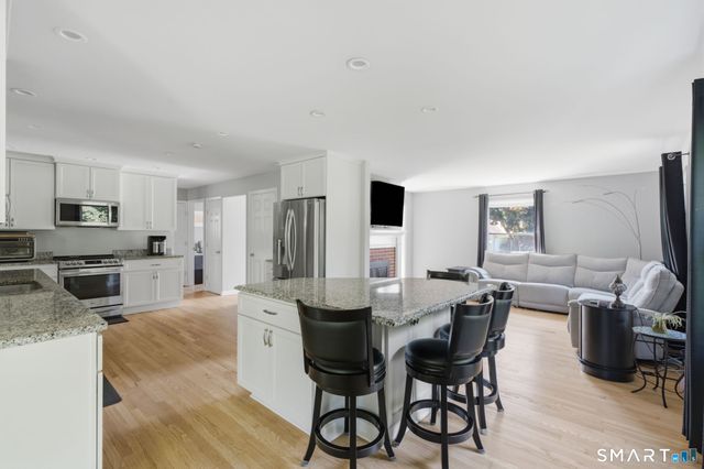 3 Anchorage Lane, Old Saybrook, CT 06475