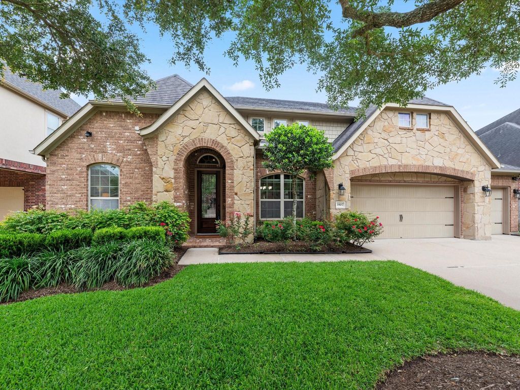 3907 Randle Ridge Court, Fulshear, TX 77441