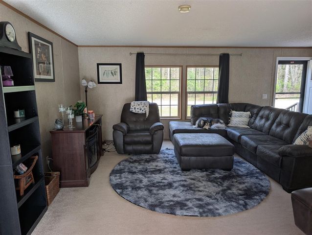 626 W River Road, Muskegon, MI 49445