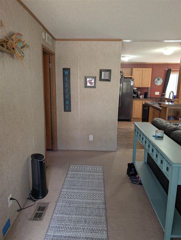 626 W River Road, Muskegon, MI 49445