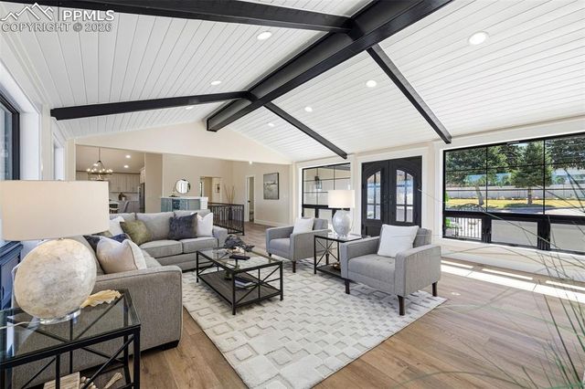 1308 Mesa Avenue, Colorado Springs, CO 80906