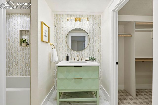 1308 Mesa Avenue, Colorado Springs, CO 80906