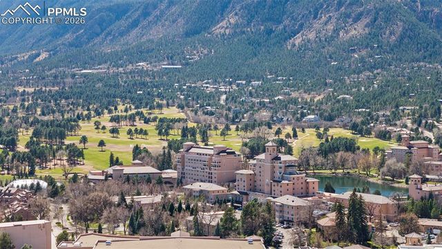 1308 Mesa Avenue, Colorado Springs, CO 80906