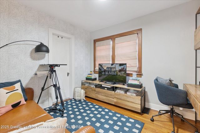 353 Division Street, East Lansing, MI 48823