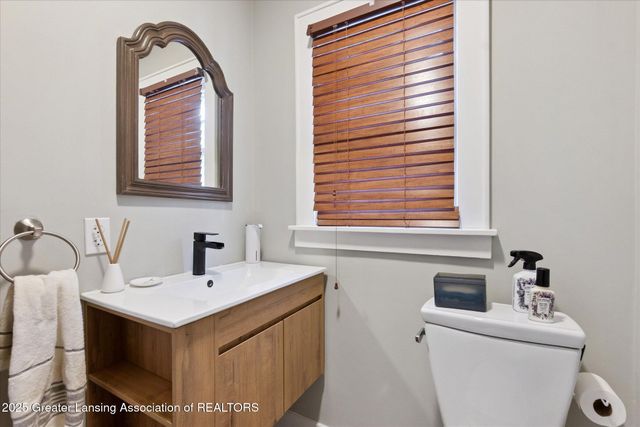 353 Division Street, East Lansing, MI 48823