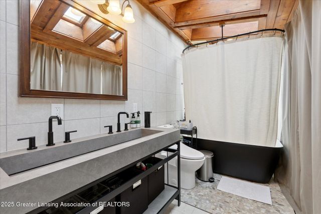 353 Division Street, East Lansing, MI 48823