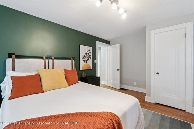 353 Division Street, East Lansing, MI 48823