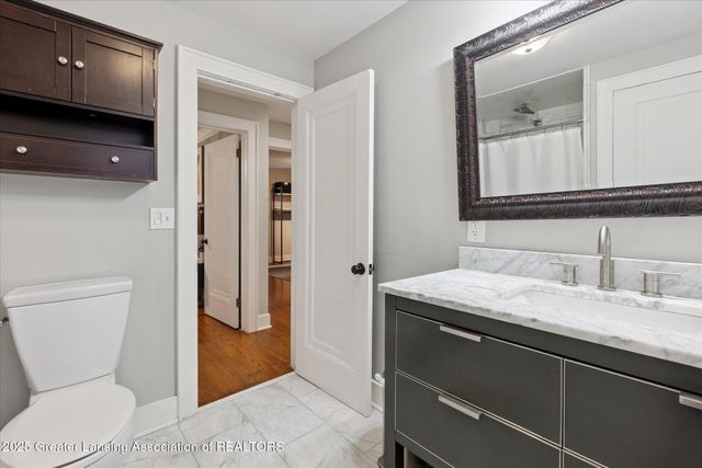 353 Division Street, East Lansing, MI 48823