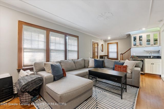 353 Division Street, East Lansing, MI 48823