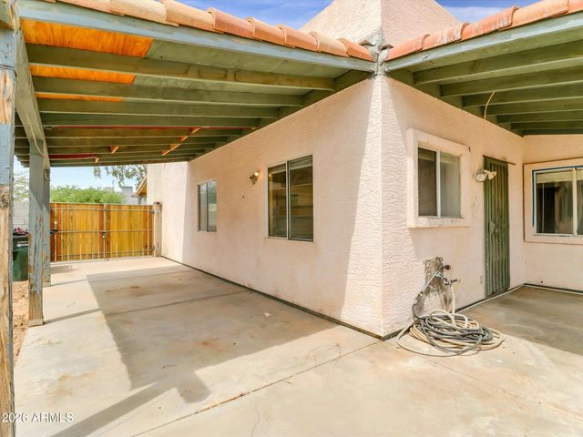 1331 E APOLLO Road, Phoenix, AZ 85042