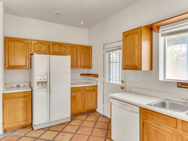 1331 E APOLLO Road, Phoenix, AZ 85042