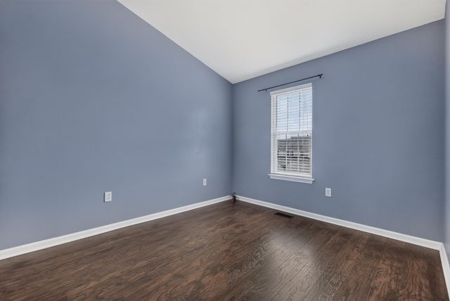 2433 LAKESIDE DR, Frederick, MD 21702