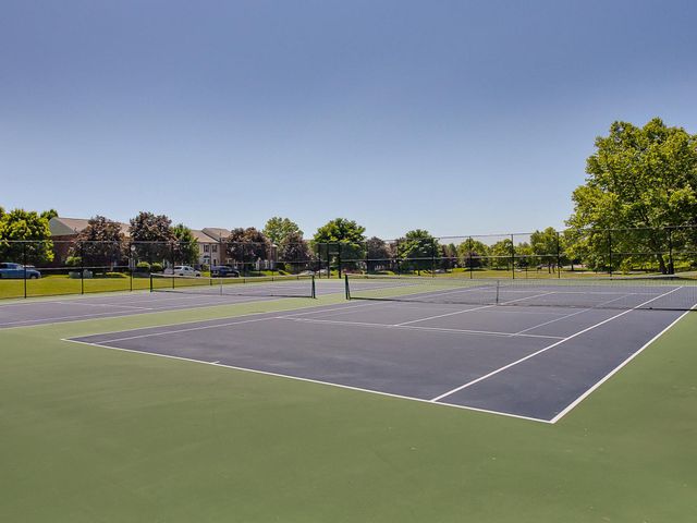2433 LAKESIDE DR, Frederick, MD 21702