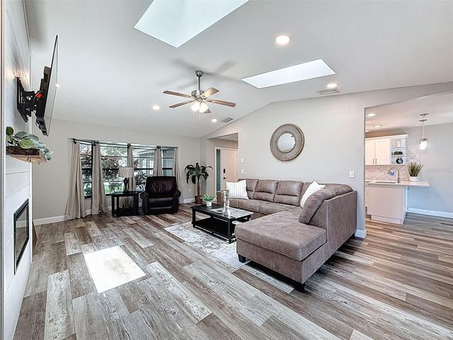 3711 ERIN BROOK DR, New Port Richey, FL 34655