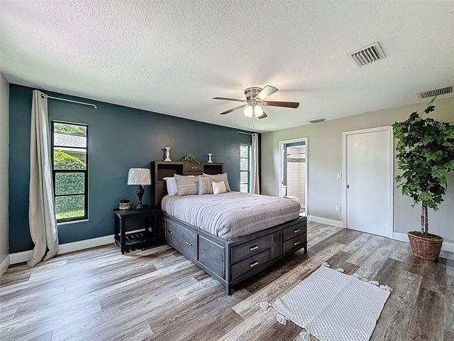 3711 ERIN BROOK DR, New Port Richey, FL 34655