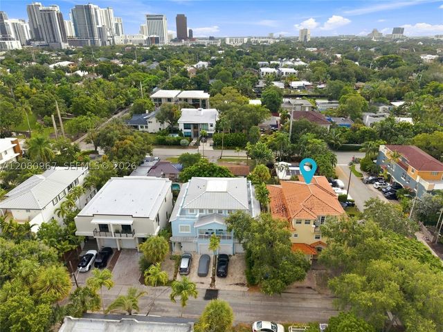 913 SW 8th St 2, Fort Lauderdale, FL 33315