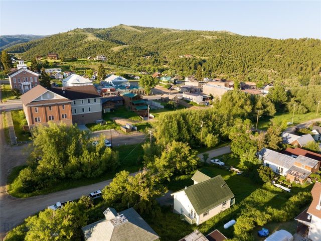 105 W Cover, Virginia City, MT 59755