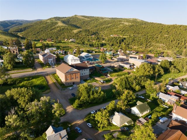 105 W Cover, Virginia City, MT 59755