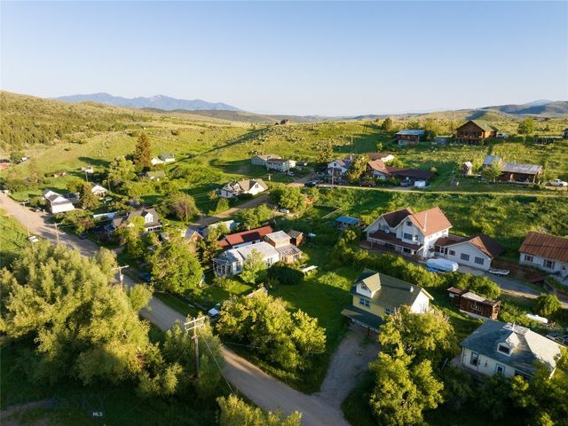 105 W Cover, Virginia City, MT 59755