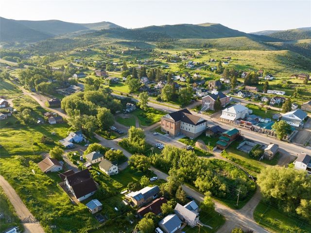 105 W Cover, Virginia City, MT 59755