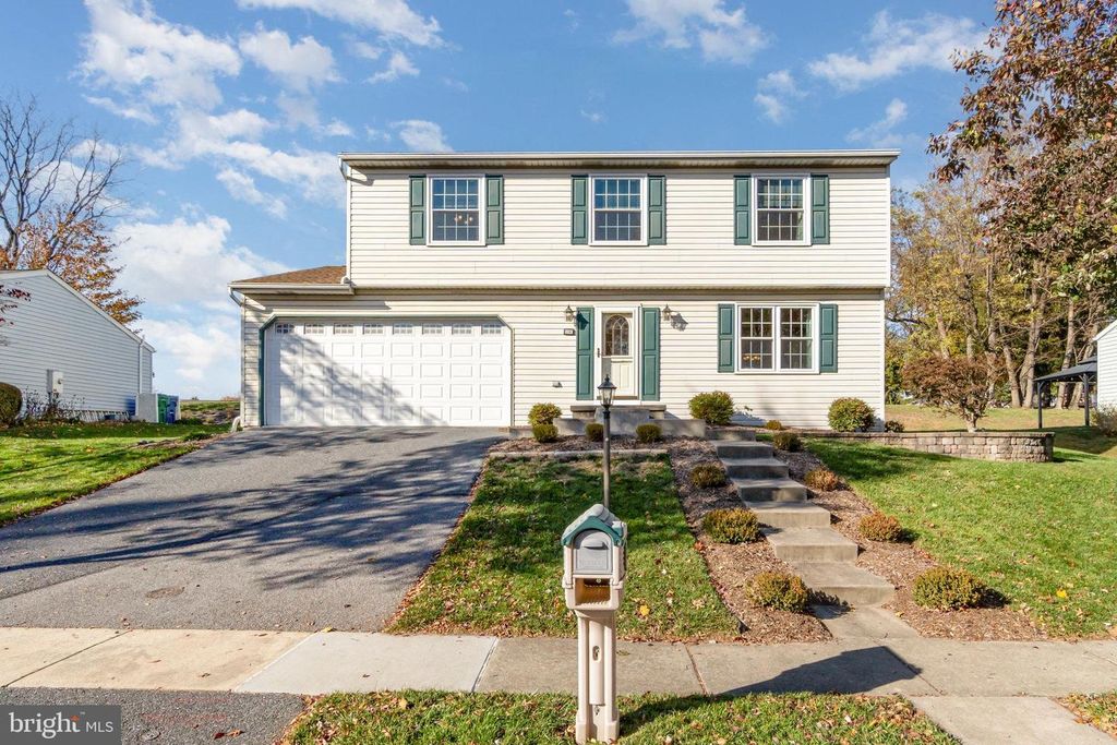 5730 CLOVERDALE RD, Harrisburg, PA 17112