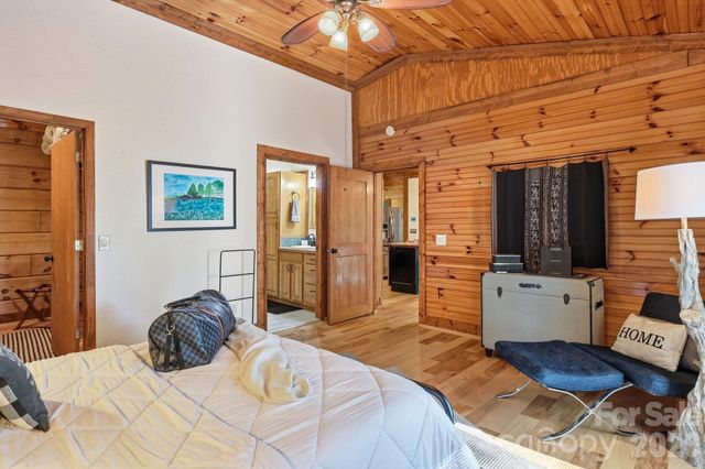 619 Leisure Lane, Burnsville, NC 28714