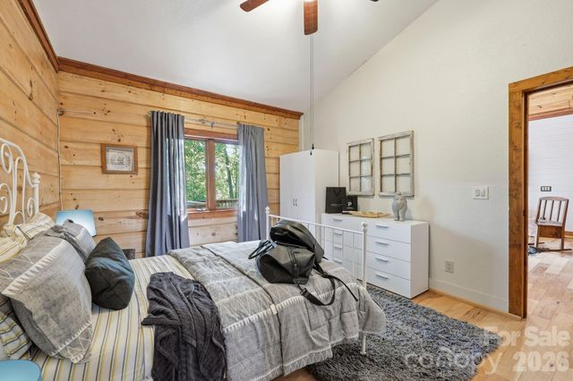 619 Leisure Lane, Burnsville, NC 28714
