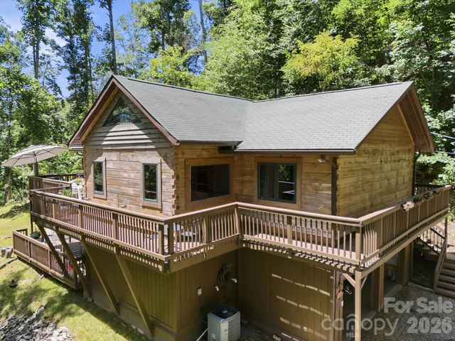 619 Leisure Lane, Burnsville, NC 28714