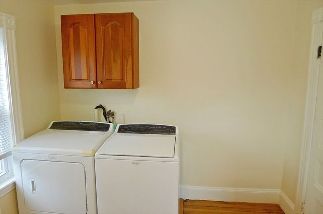 155 Oak St, Newton, MA 02464