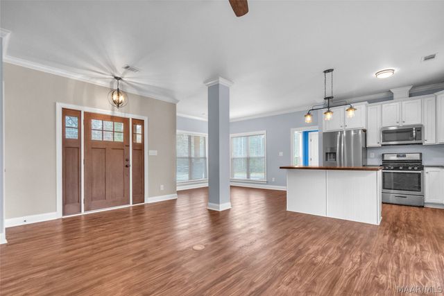 920 Lake Point Road, Eclectic, AL 36024